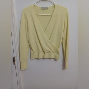 Everlane wrap sweater long Slleeve Pullover light yellow size XS Preppy 90s Y2K